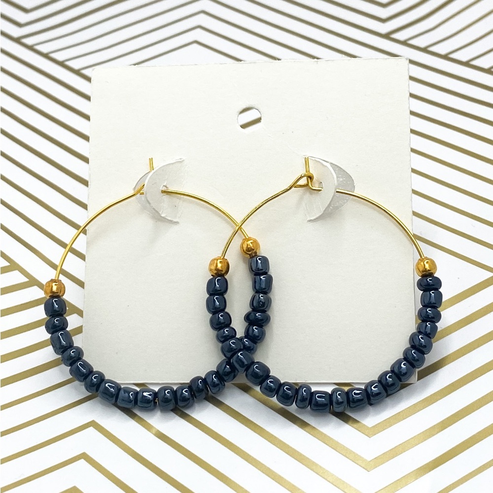 Gold earrings dark blue beaded hoops